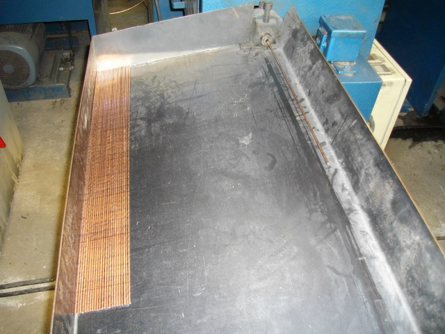 wire straightening machine run out table