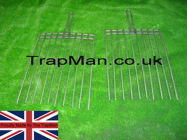 Comb dividers are supplied single but are best used in pairs, cat trap dividers are designed for our range of feral cat traps