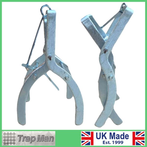 Pro Scissor Mole Trap Set and closed